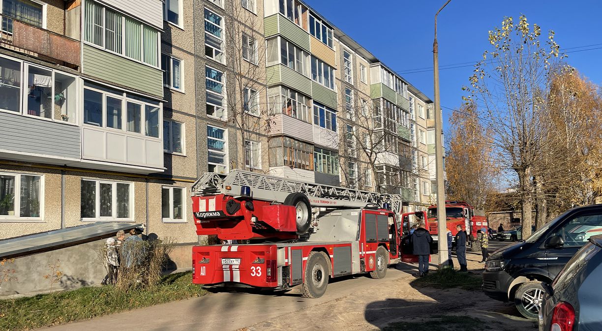 В Коряжме в подвале многоквартирного дома произошел пожар | 11.10.2022 |  Коряжма - БезФормата