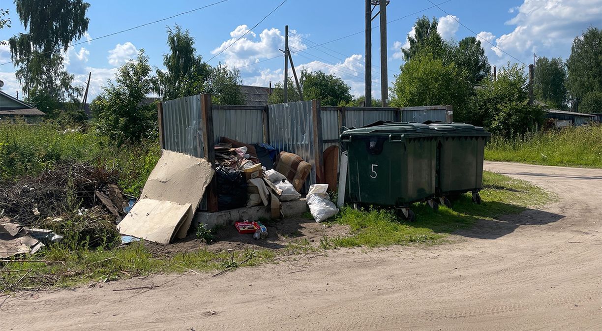 Гаражный кооператив. Объявление в СНТ О мусоре.