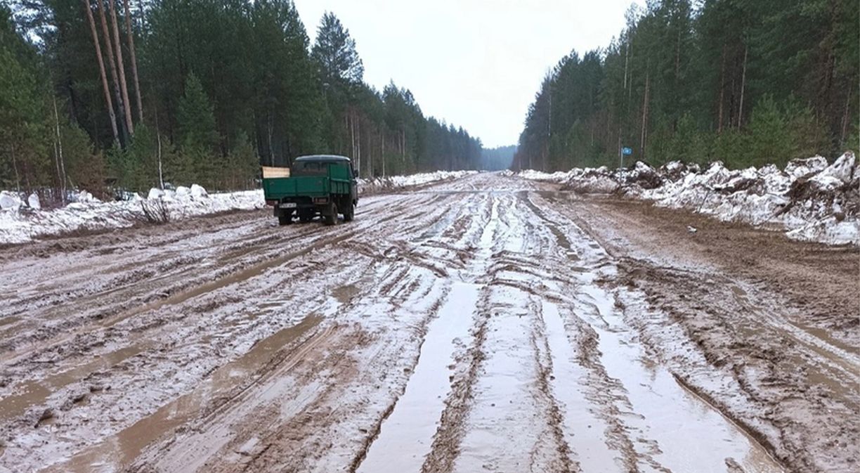 Эх, дороги! В регионе «поплыли» гравийки | 03.04.2023 | Коряжма - БезФормата